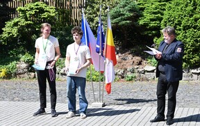 10_05_předávání bronzových medailí v C2